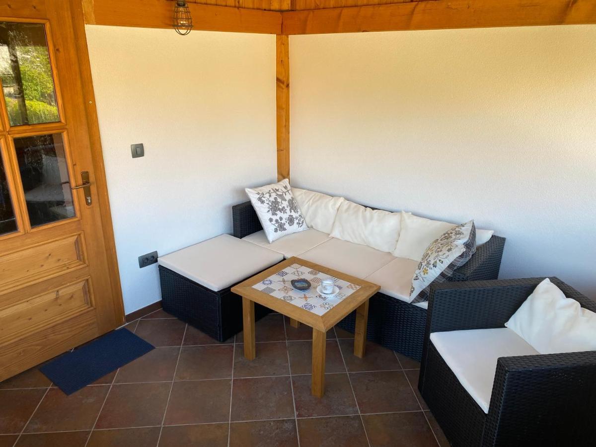 Apartma Obrh Smarjeske Toplice Exterior photo